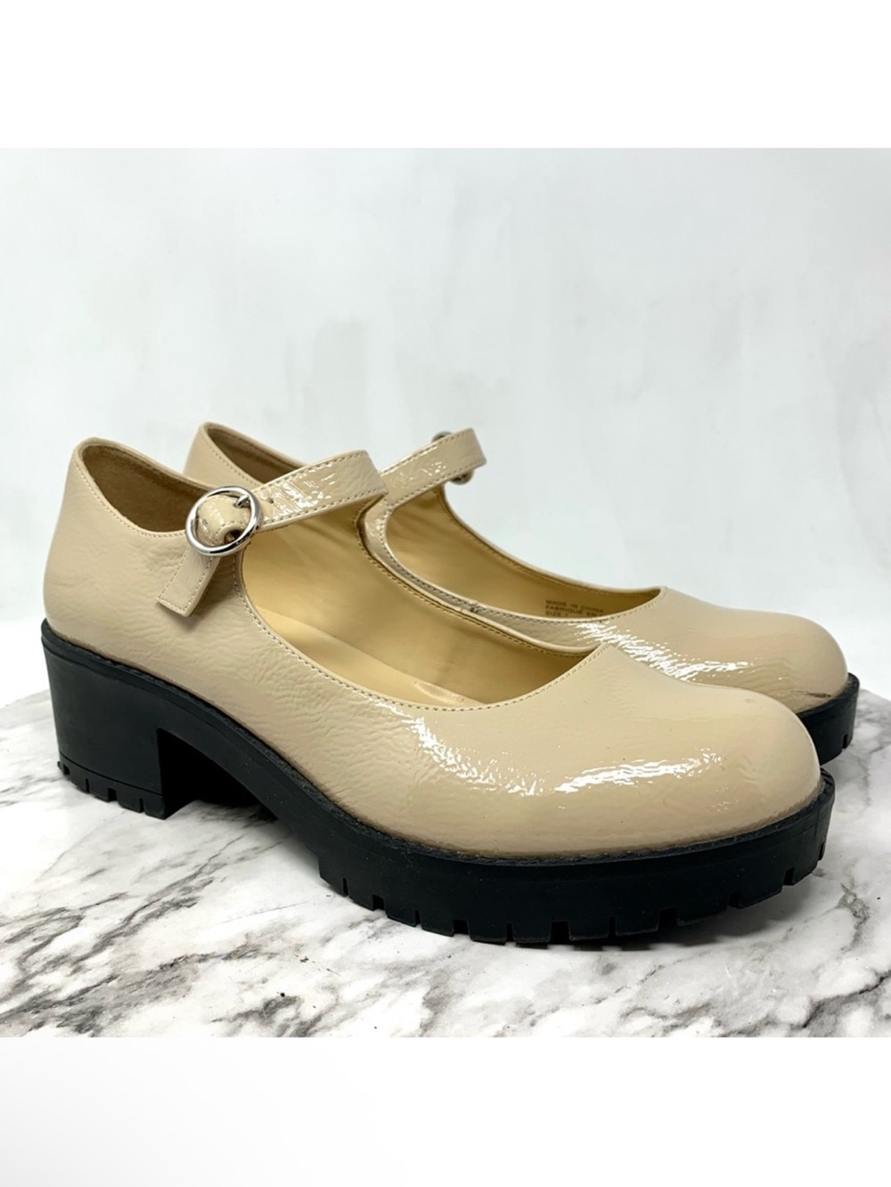 Urban Outfitters Daria Tan Patent Treaded Mary Jane Shoes 7 Edgy Retro Academia